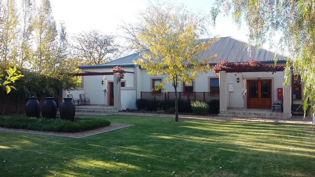 Honeylocust Guesthouse Colesberg Exterior photo